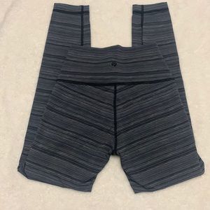 Lululemon high rise legging size 4